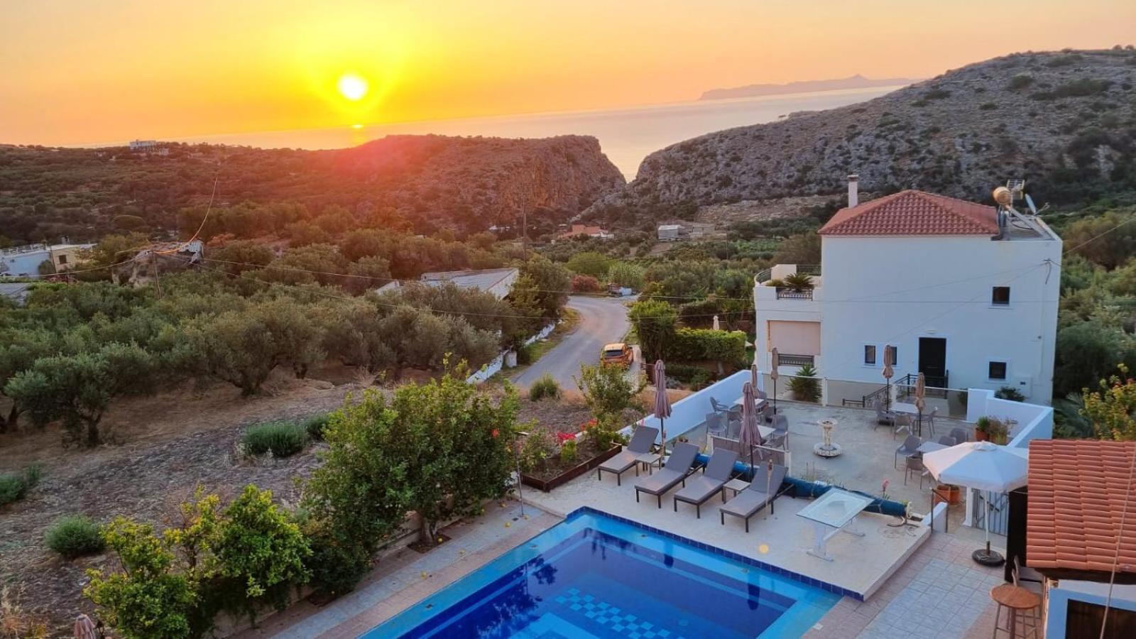 Infinity Wellness Boutique Hotel Afráta Eksteriør billede