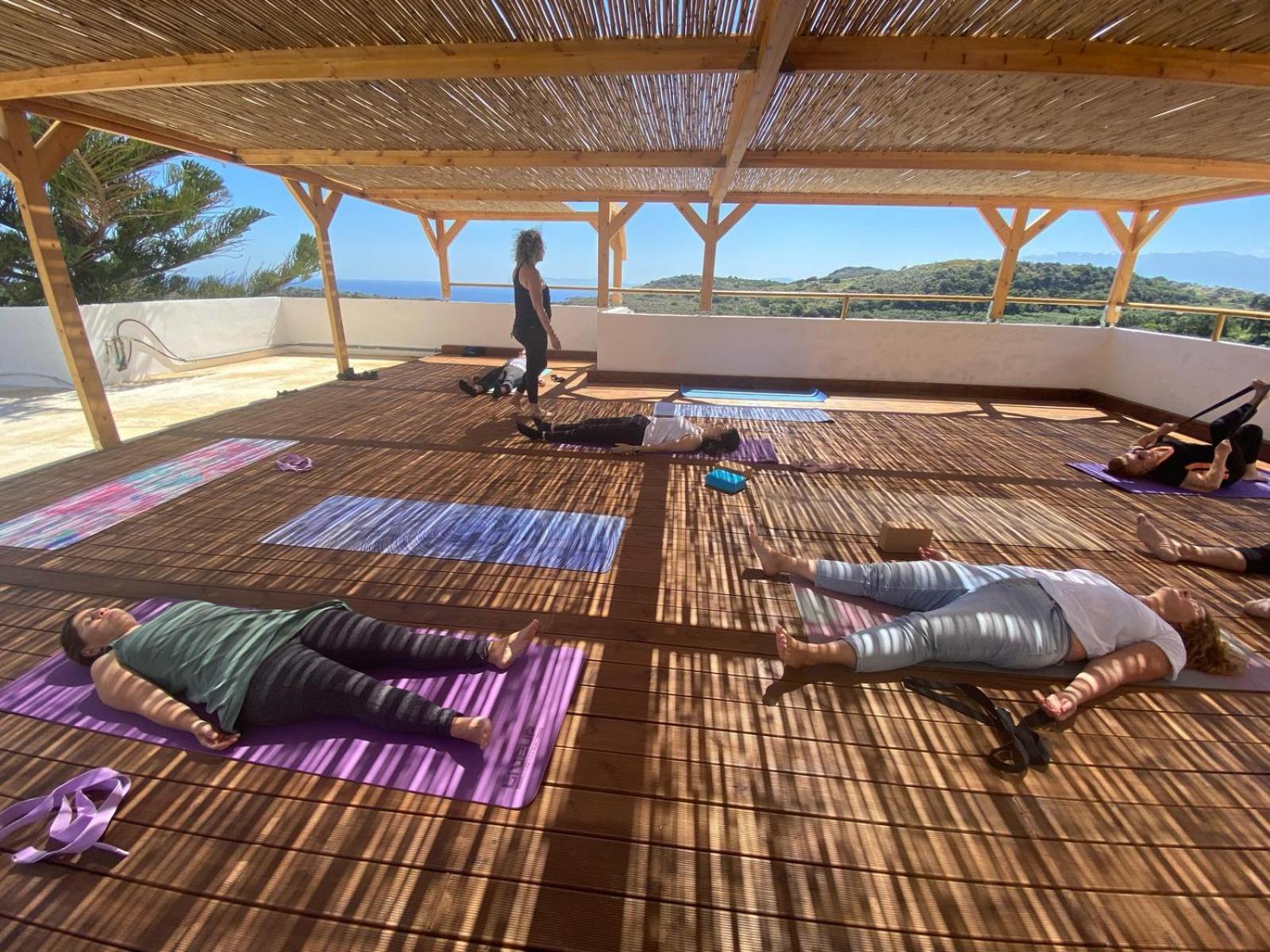 Infinity Wellness Boutique Hotel Afráta Eksteriør billede