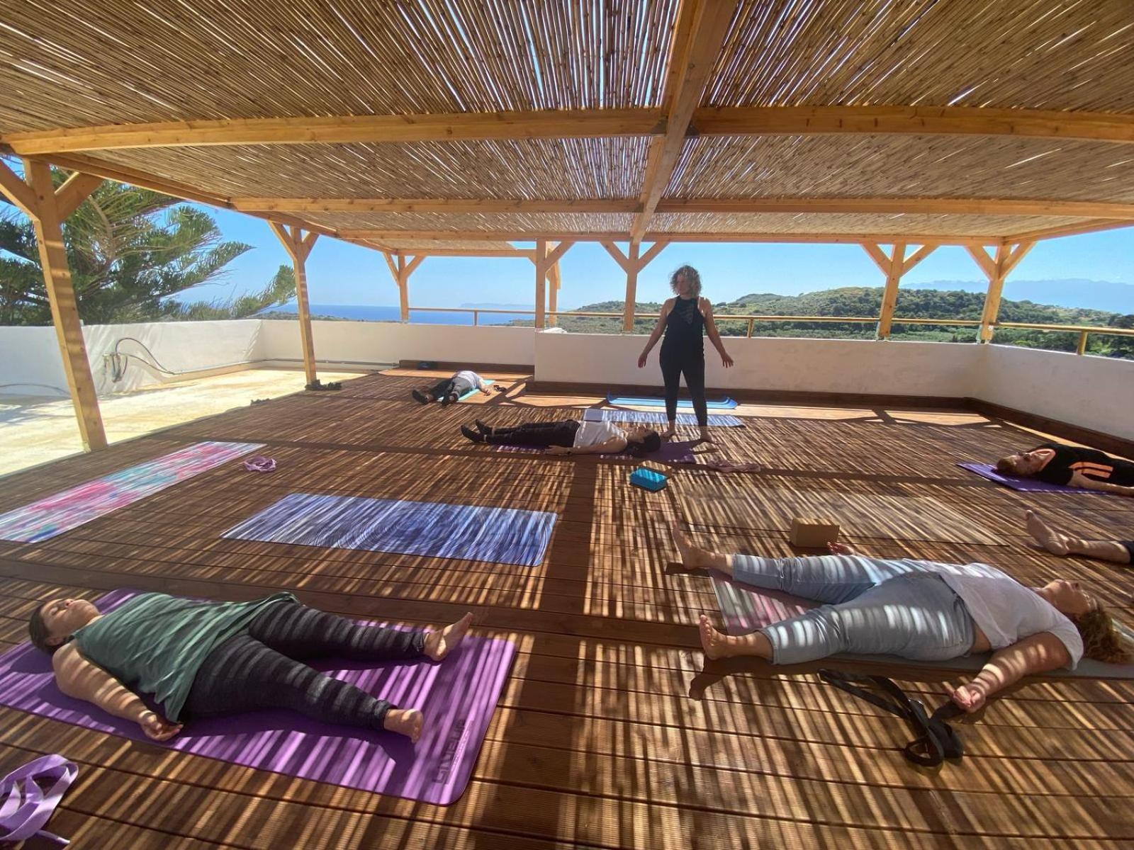 Infinity Wellness Boutique Hotel Afráta Eksteriør billede